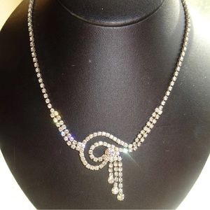 Vintage Sparkle Necklace
